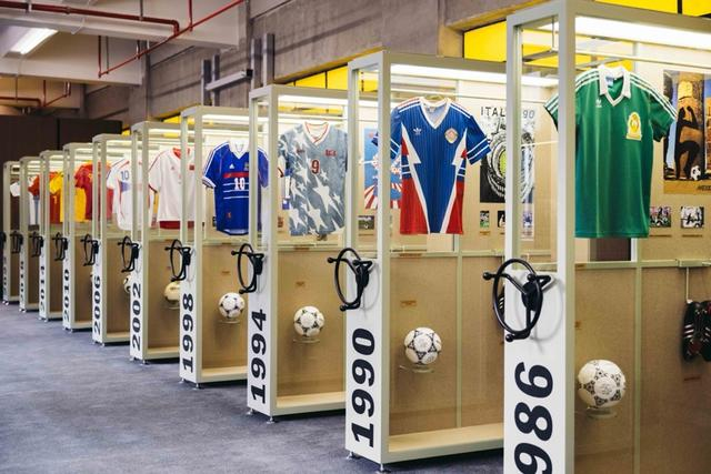 2026年世界杯球衣沪上首秀，复古足球市集点燃城