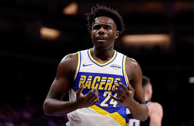 印第安纳步行者力克热火 科比·布朗全面爆发引